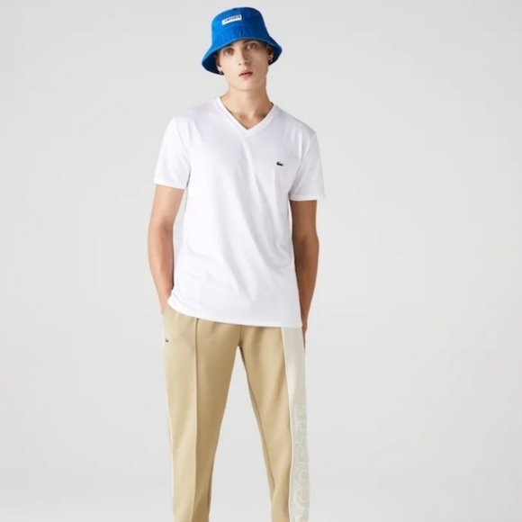 🌸 Lacoste| Mens V Neck Tshirt, size 1XLB - Picture 3 of 11